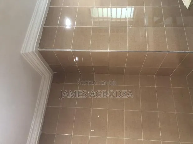 Good Finishing Master in Tiling · Photo 1