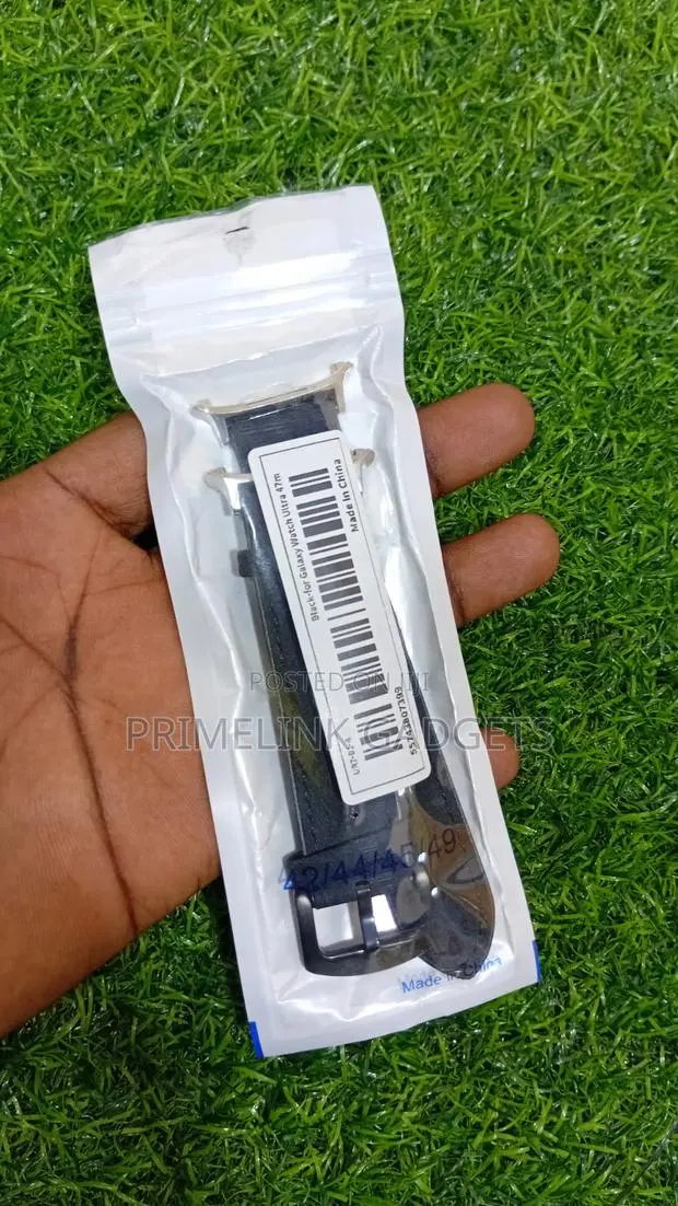 Samsung Galaxy Watch Ultra and Watch Ultra 2 Leather Strap · Photo 1