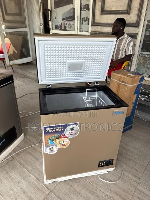 Nasco 150l Refrigerator Efficient, Compact Essential · Photo 1