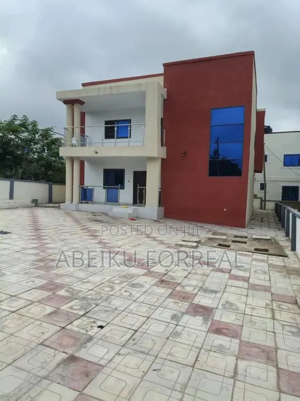 4bdrm House in Sunyani Municipal for sale · Photo 1