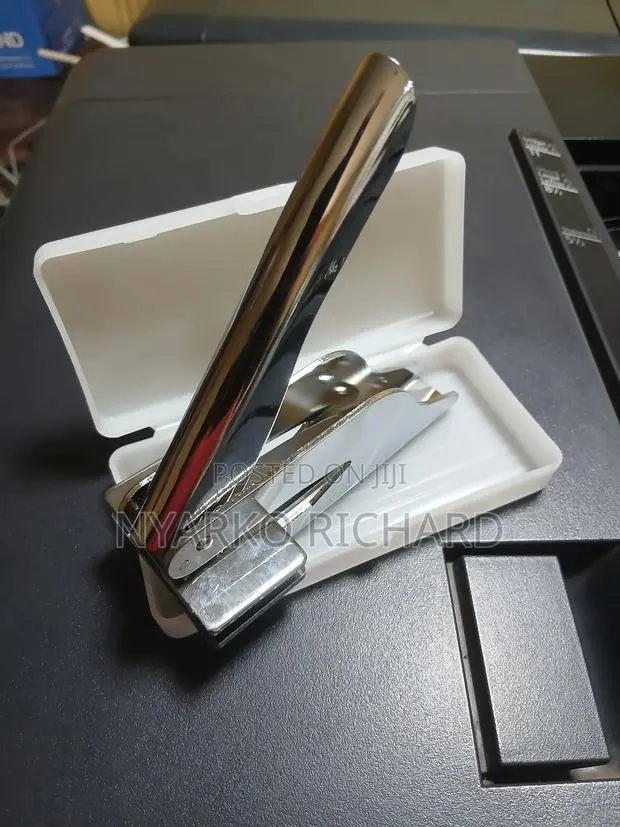 Ssquare Seal/ Embossed Stamp · Photo 1