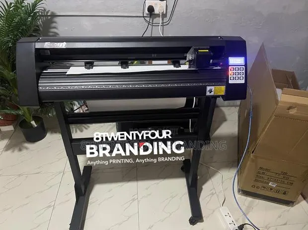 Cutting Plotter 2feet Available (Black Colour) · Photo 3