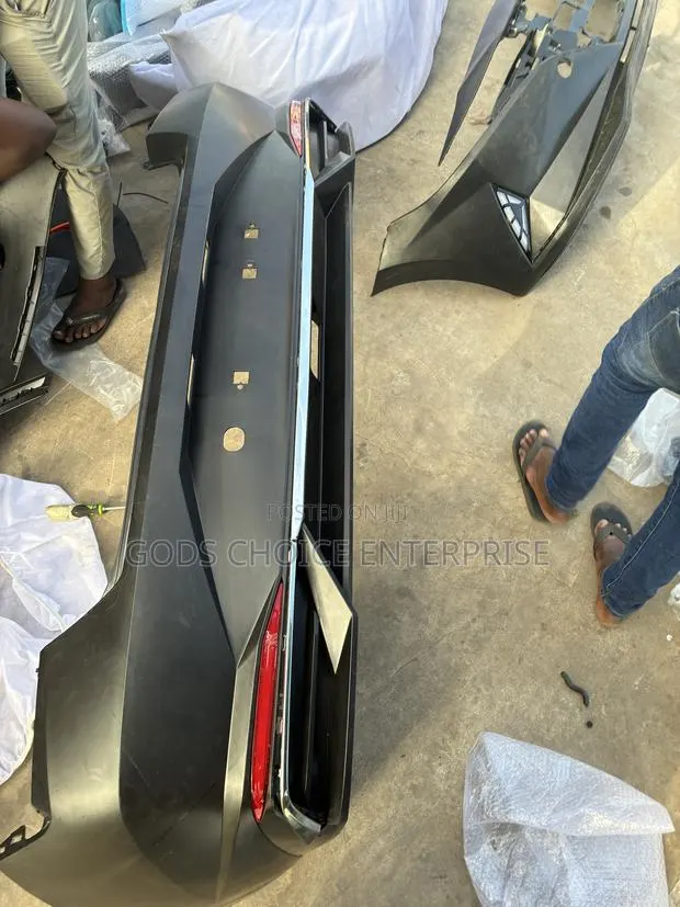 Complete Back Bumper Elantra 2021-2022-2023 · Photo 1