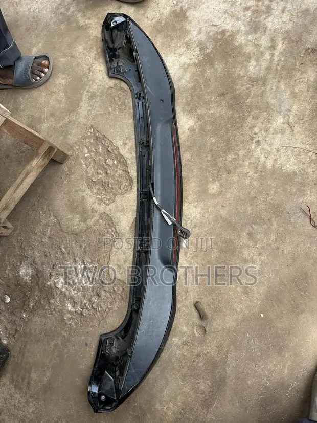 Honda CRV 2017, 2018, 2019, 2020, 2021 and 2022 Boot Spoiler · Photo 1