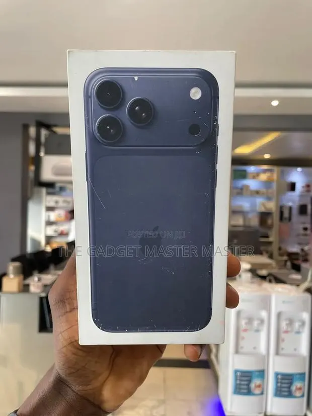 New Apple iPhone 17 Pro Max 2 TB Blue · Photo 1