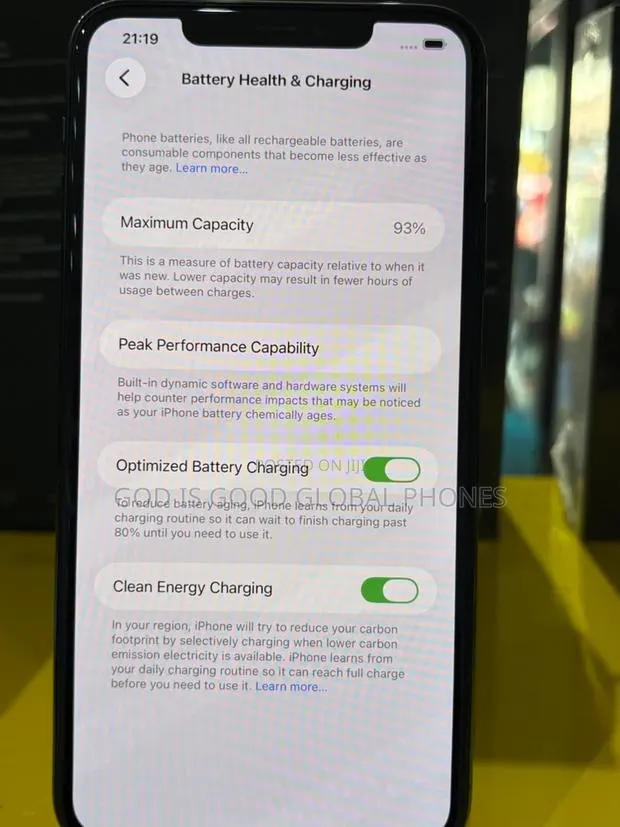 Apple iPhone 11 Pro Max 256 GB Black · Photo 1