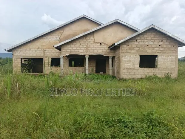 4bdrm House in Fcb Estate, New-Juaben Municipal for sale · Photo 1