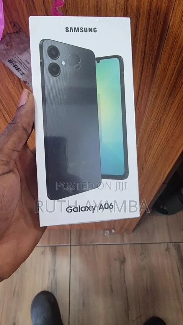 New Samsung Galaxy A06 128 GB Black · Photo 1