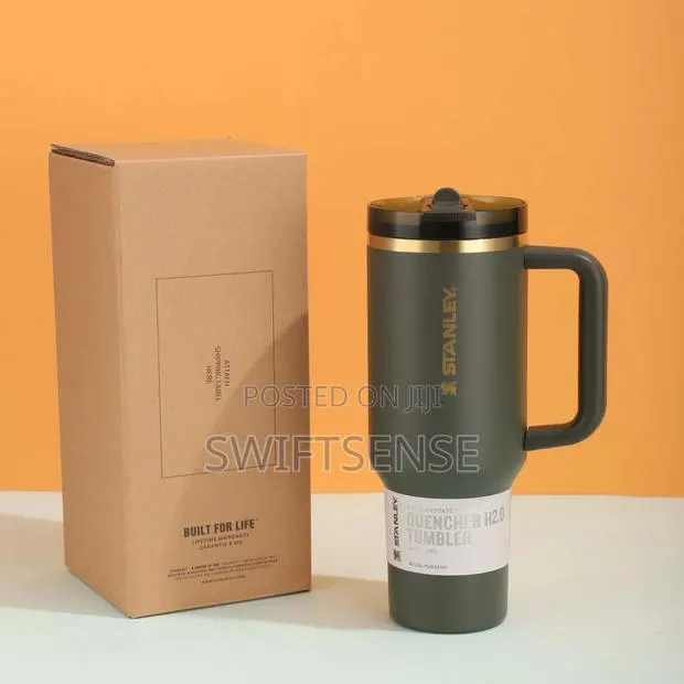 Stanley Quencher ProTour Vacuum Insulated Tumbler – 40 Oz (1.18 mL) · Photo 1