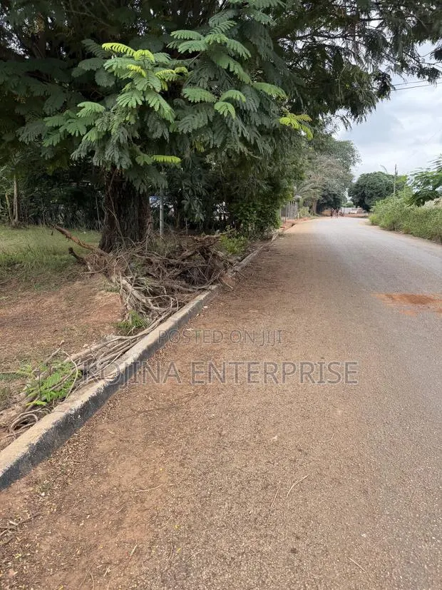 Prime Residential Plot for Sale – Ridge Residential · Photo 4