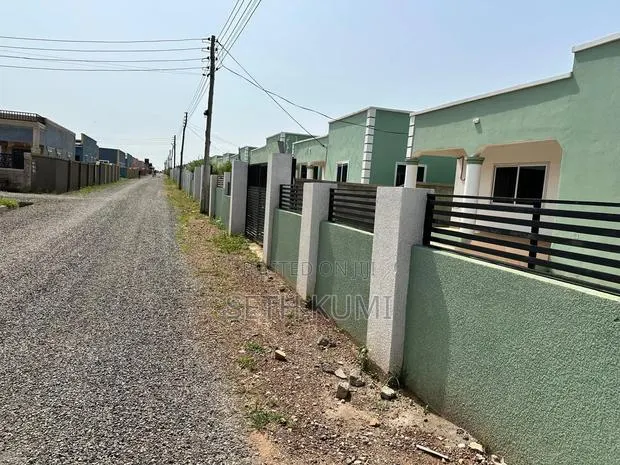 Furnished 3bdrm House in Adom Estate, Community 25 for sale · Photo 1