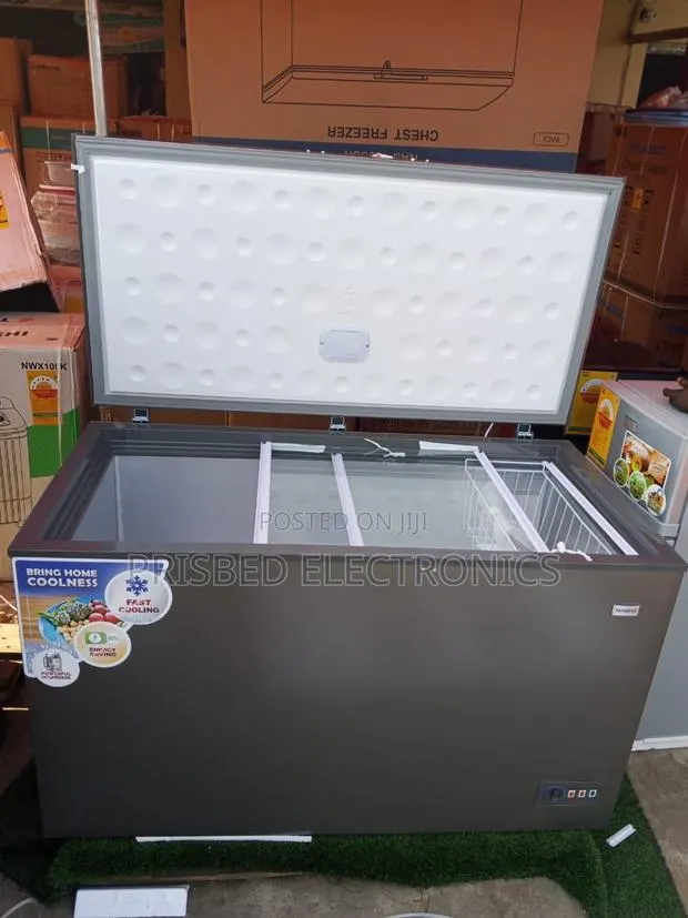 Nasco Durable Chest Freezer 392 Liters · Photo 1