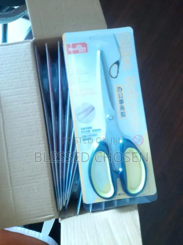 Office Scissors · Photo 1