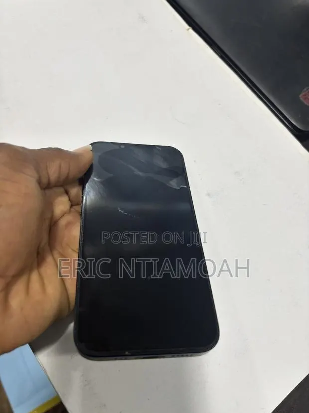 Apple iPhone 14 128 GB Black · Photo 1