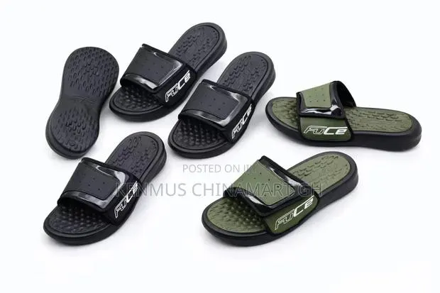 Fuce Slippers · Photo 1