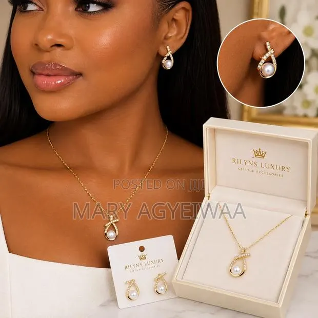 Gold-Tone Pearl Necklace & Matching Earrings – Elegant Jewelry Set · Photo 1