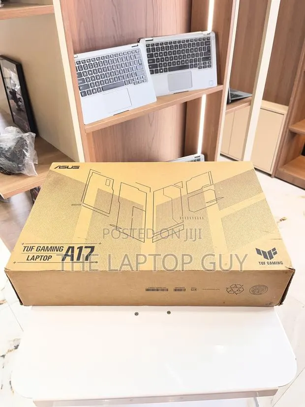 New Laptop Asus TUF Gaming A17 8GB AMD Ryzen 7 SSD 512GB · Photo 1