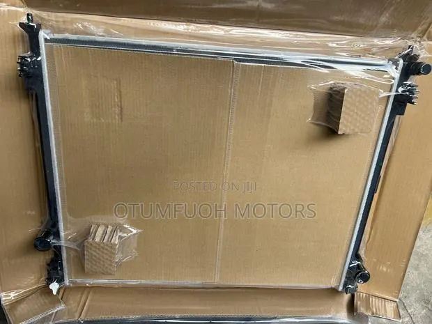 Toyota Highlander 2020 2021 2022 Water Tank (Radiator) · Photo 1