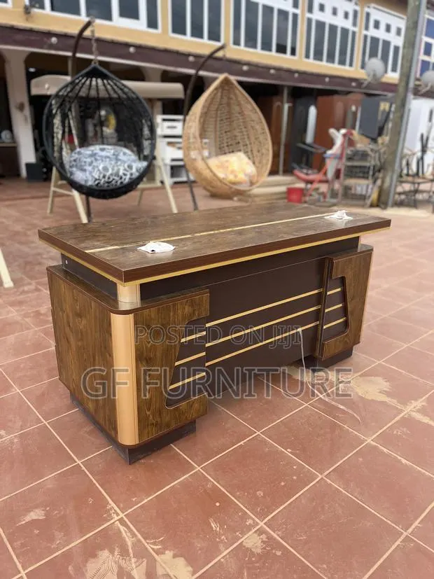 Premium 1.4m Executive Office Desk · Photo 1
