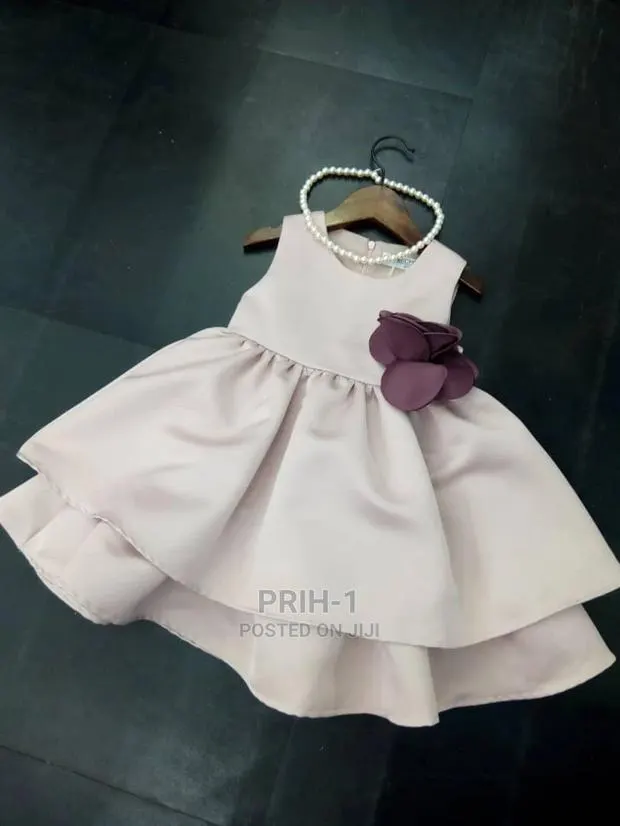 Girls Dress · Photo 1