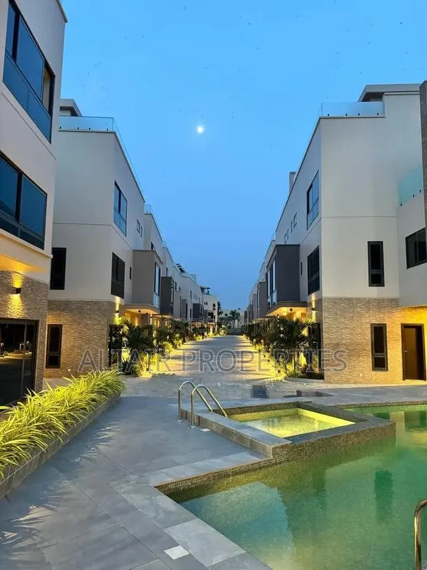 3bdrm Townhouse/Terrace in Airport Residential, Accra Metropolitan · Photo 1