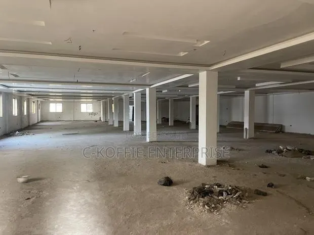 850 SQM Office Space at Spintex · Photo 1