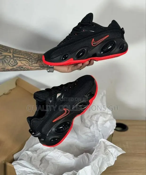 Nike Nocta Black and Red · Photo 1