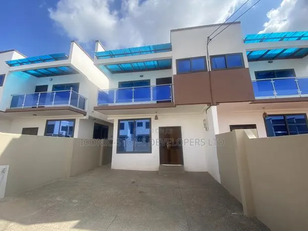 3bdrm House in Ayi Mensa, Adenta for sale · Photo 1