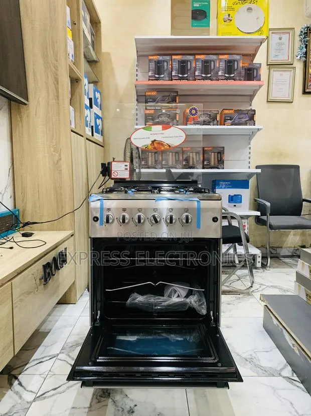 Zealous Sleek Sliver New Line 4b 60/60 Cooker Oven · Photo 1