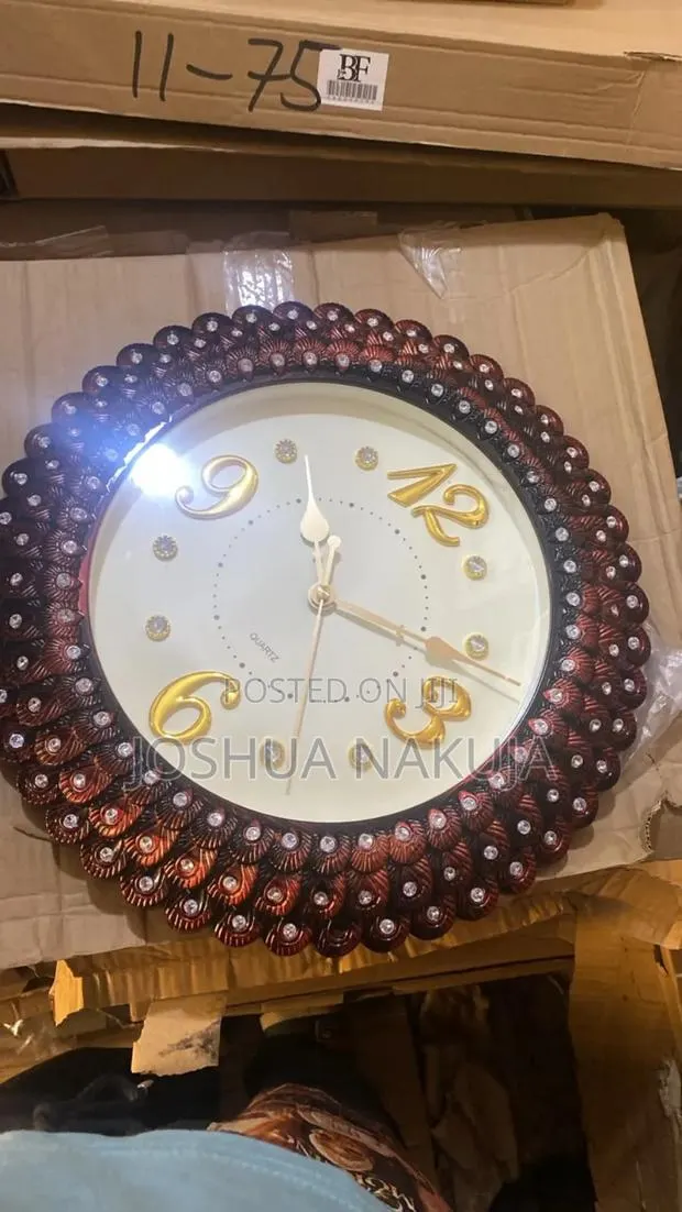House Clock · Photo 1