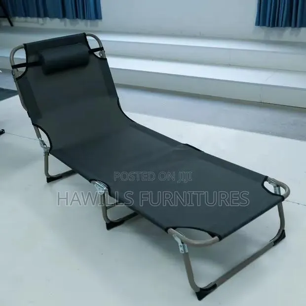 Foldable Camping Cot Reclinable Sun Lounger in Dark Gray. · Photo 1