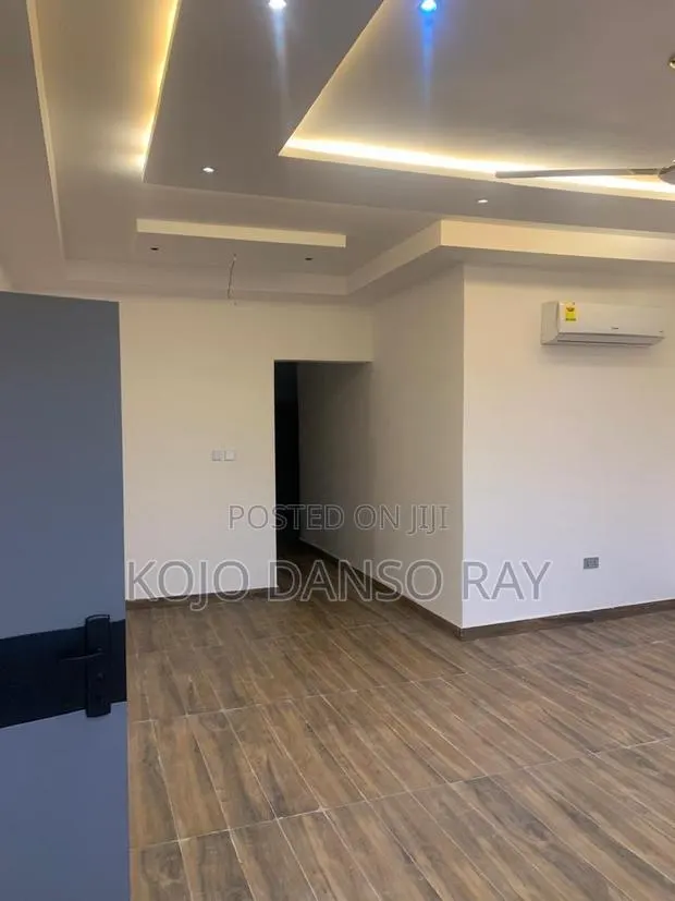 2bdrm Apartment in Pandak Agency, Oyarifa for rent · Photo 1
