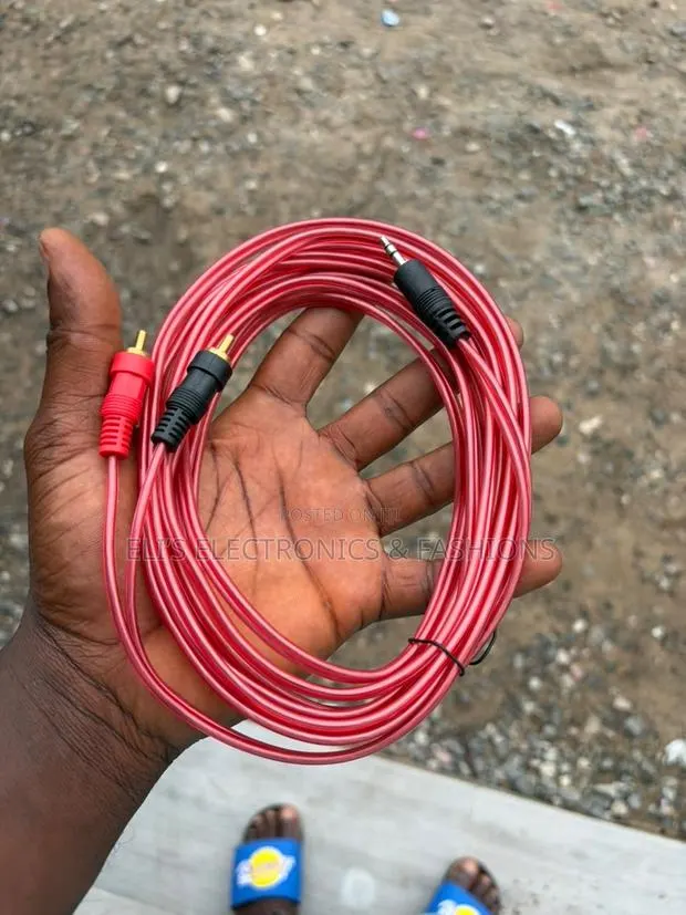 5m Aux Cable · Photo 1