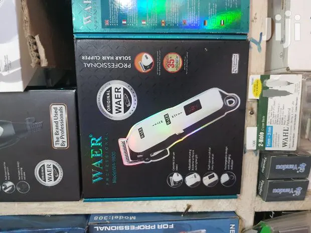 Rechargeable Digital Hair Clippers · Photo 1