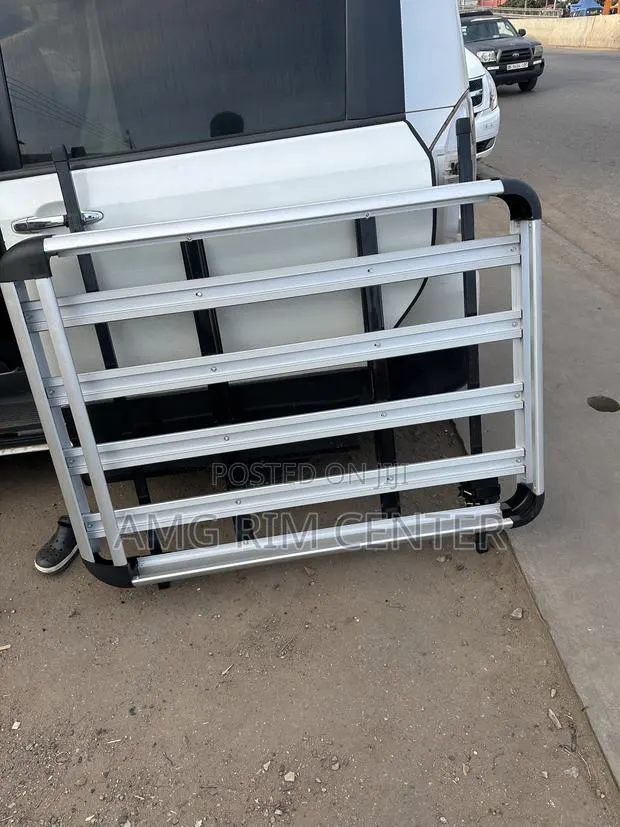 Aluminum Roof Rack Cargo · Photo 1