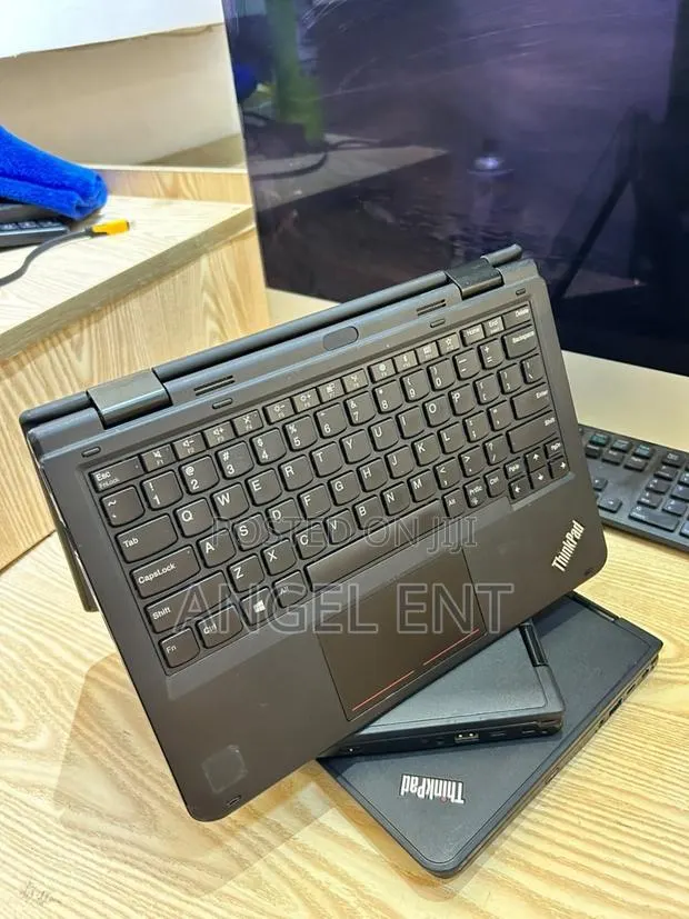 Laptop Lenovo Yoga 11e 8GB Intel Core i5 SSD 128GB · Photo 1