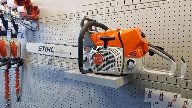 Stihl 070 36 Inches Bar Stihl Chainsaw With Accessories · Photo 1