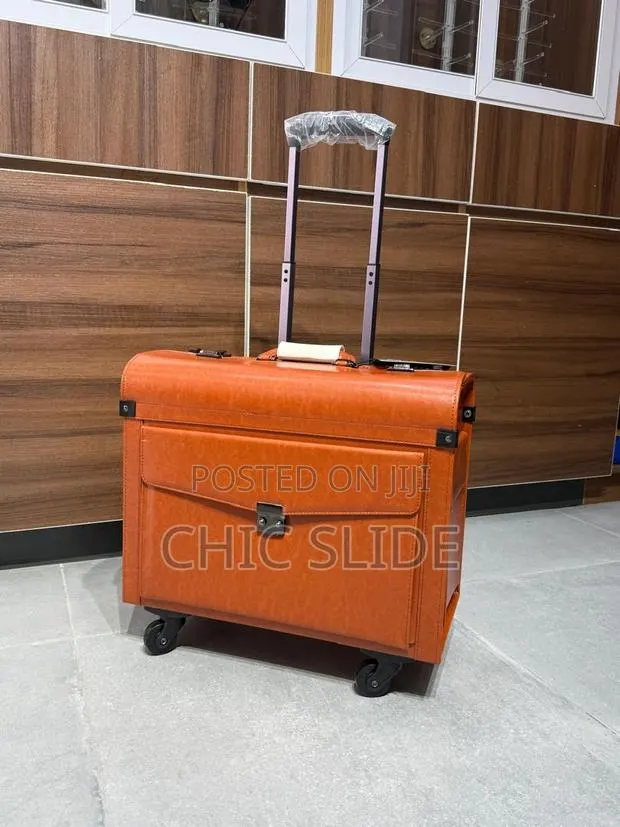 Portable Suitcase · Photo 1