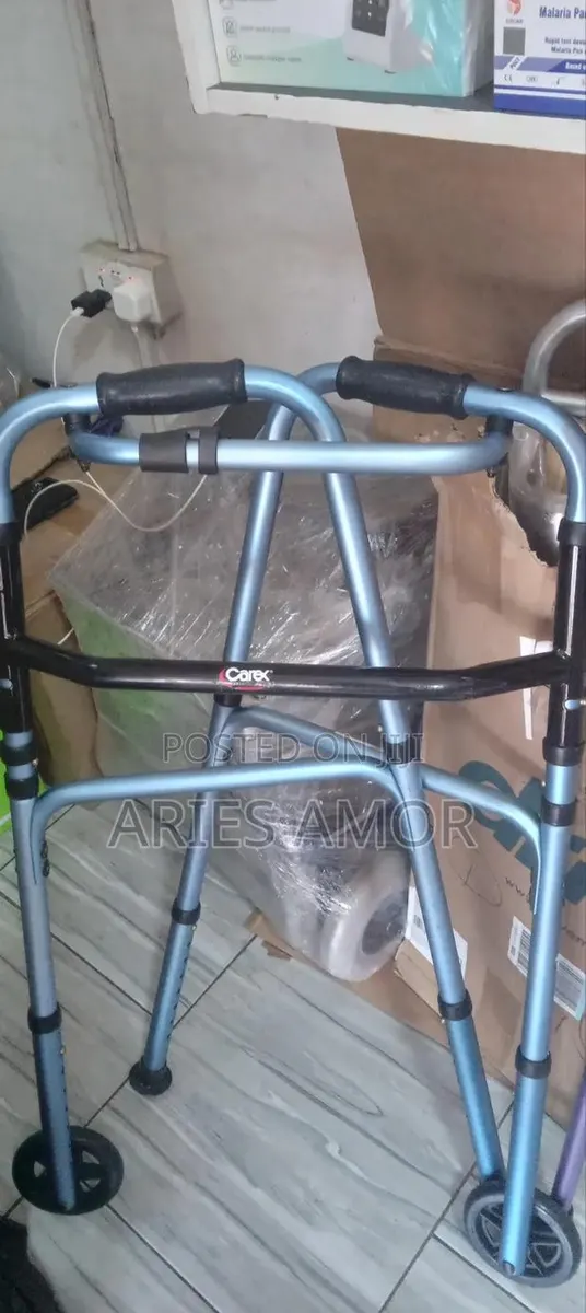 Zimmer Frame Walker With Wheels · Photo 1