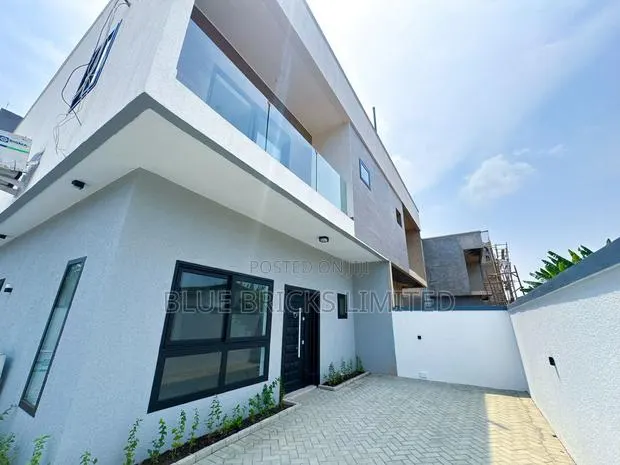 3bdrm House in Adenta, Barrier for sale · Photo 1