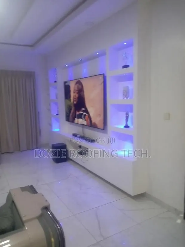 POP TV Stand Desig · Photo 1