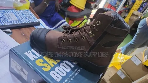 Kingaurd Desert Safety Boot. · Photo 2