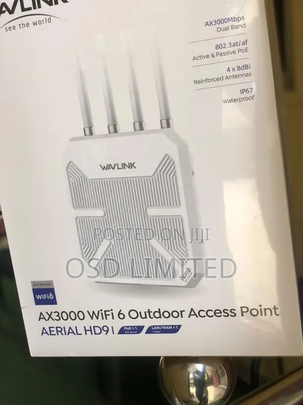 Weatherproof Performance: The 4-Antenna Wavlink Outdoor Access Point · Photo 1