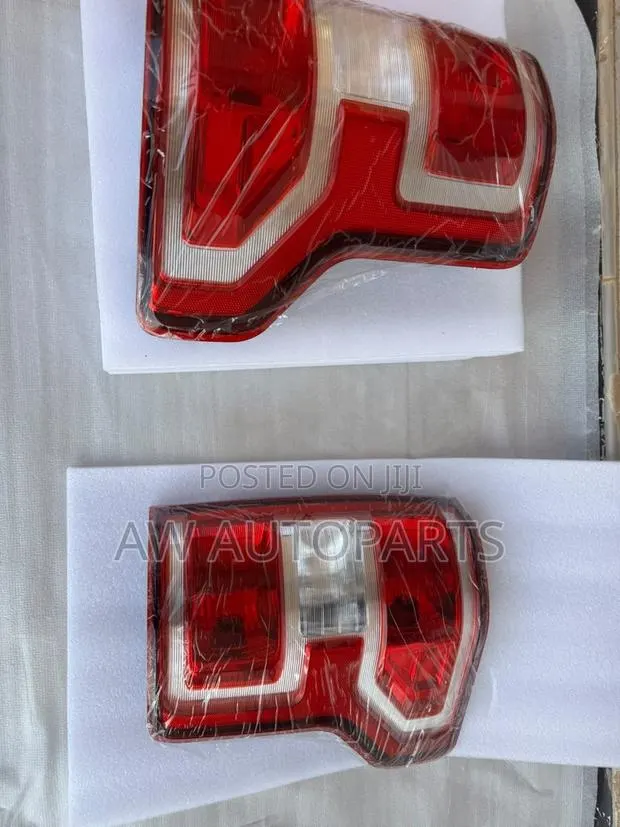 Ford F150 2018 Taillight. Pair · Photo 1
