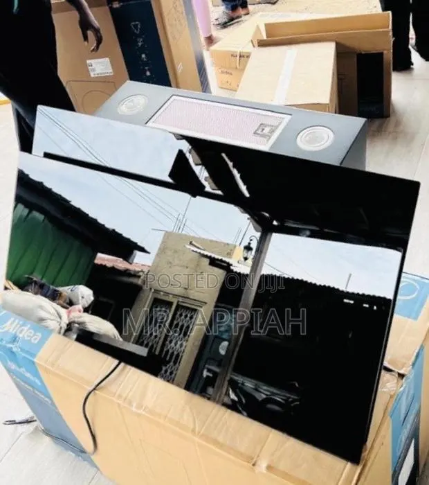 Purchase Midea 90j72-B 90cm Heat Extractor(Tempered Glass) · Photo 1