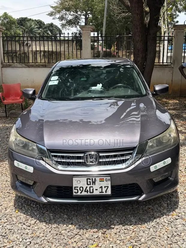 Honda Accord 2015 Gold · Photo 1