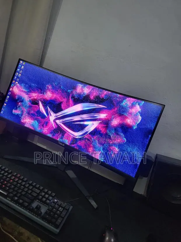 ASUS Tuff 34inchs 1440p 180hz · Photo 1