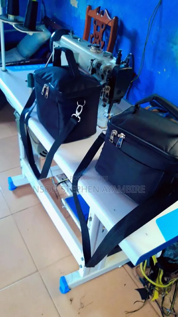 Ladies Bags · Photo 1