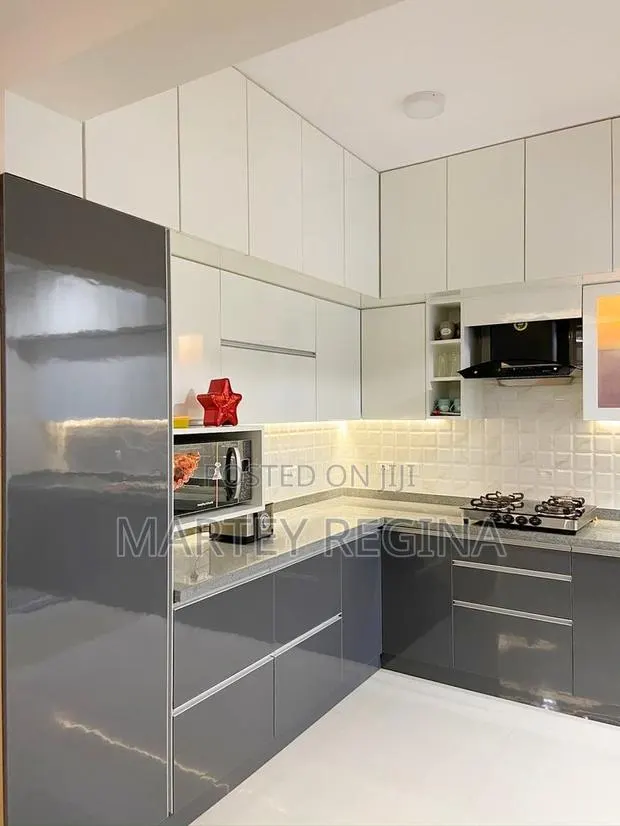 Modern Kitchen Cabinets · Photo 1