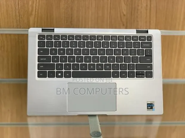 Laptop Dell Latitude 7420 16GB Intel Core i5 SSD 256GB · Photo 1